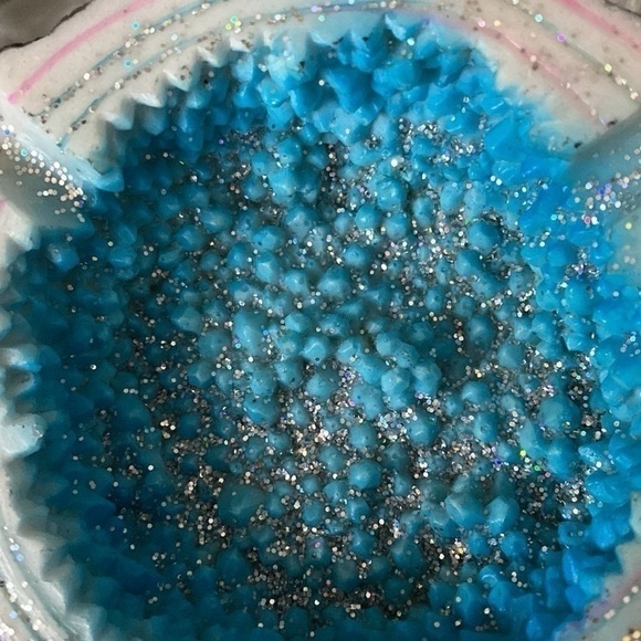 Colorful Blue Crystal Geode Stone Design 4.25 inch Ashtray - Picture 4 of 8
